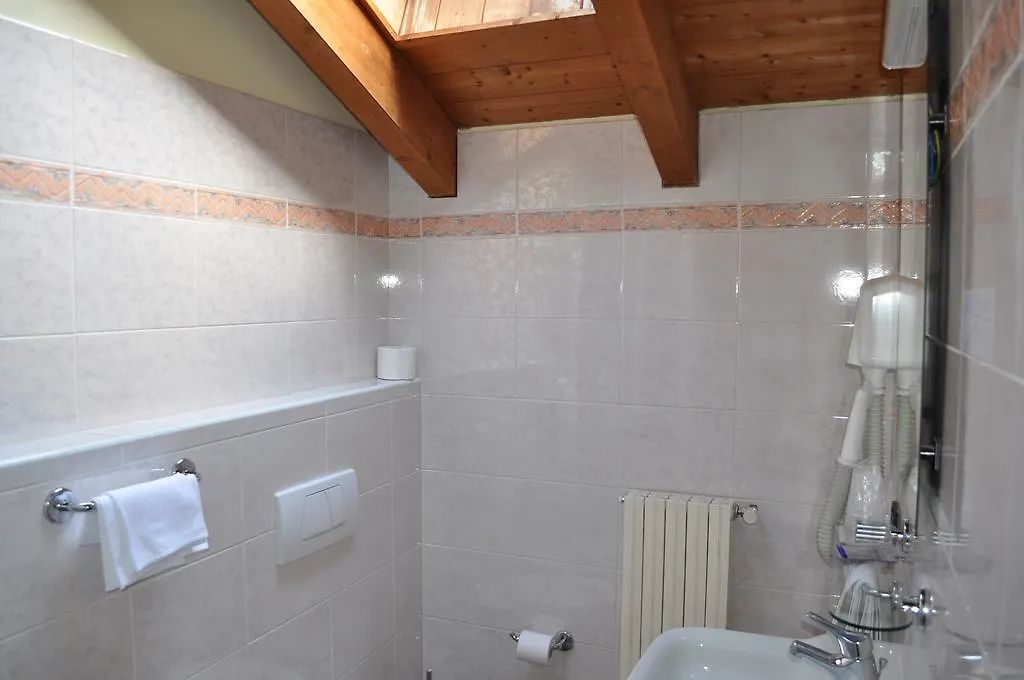 Bed & Breakfast B&B Meublè Villa Tina Tovo di Sant'Agata Italia